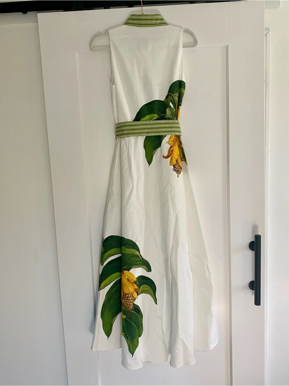 Borgo De Nor White Maxi Dress with Green Trim and Yellow Floral Print - Picture 6 of 9